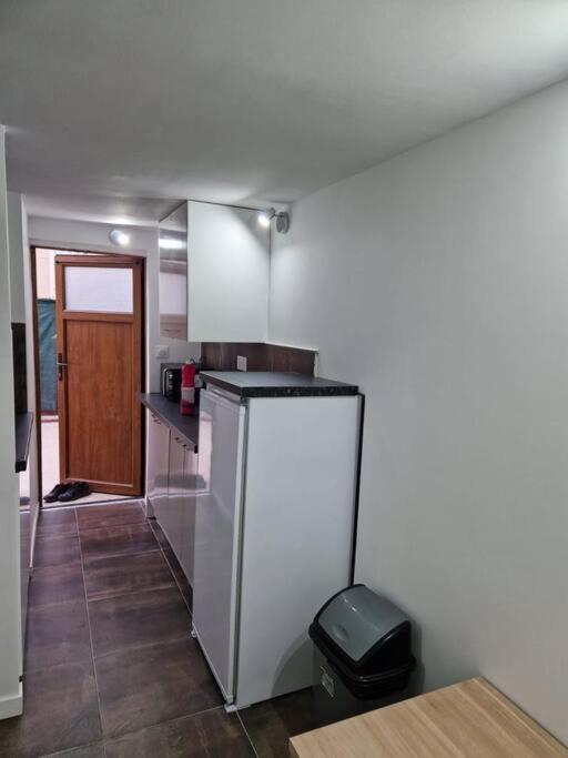 Studio 2 Pers Paris/Bourget/Cdg/Parc D'Exposition Aulnay-sous-Bois Eksteriør billede